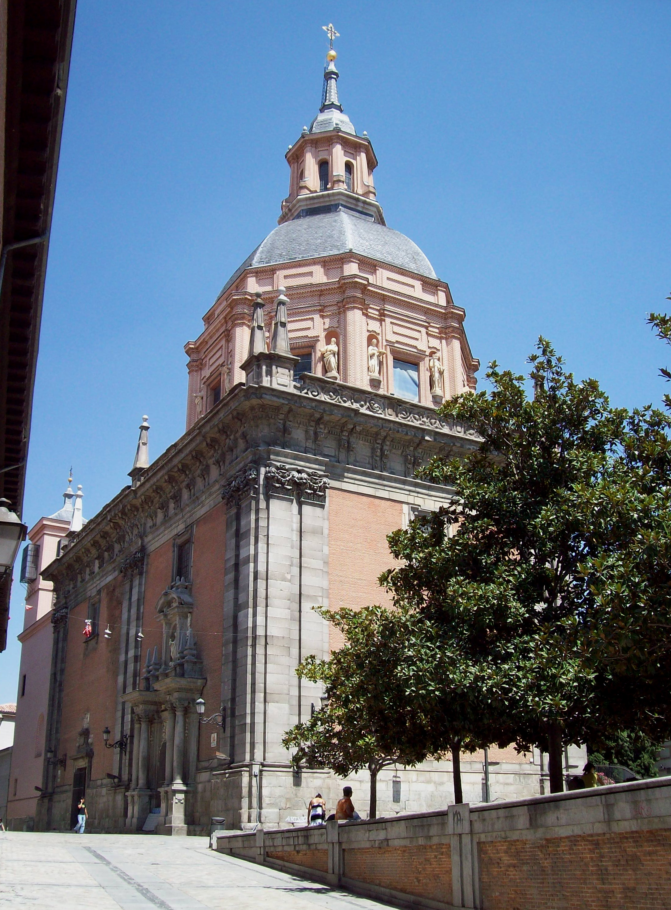 Capilla de San Isidro en la Iglesia de San Andrés - Patrimonio cultural y  paisaje urbano