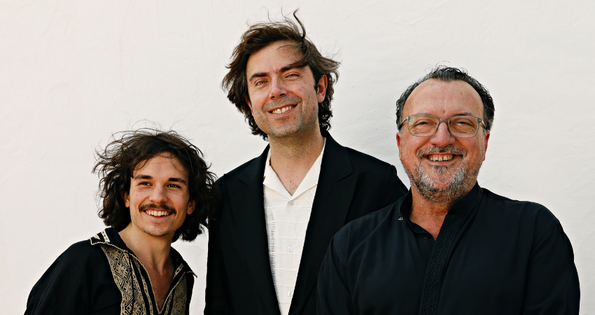 Integrantes de Andr&eacute;s Coll Cosmic Trio